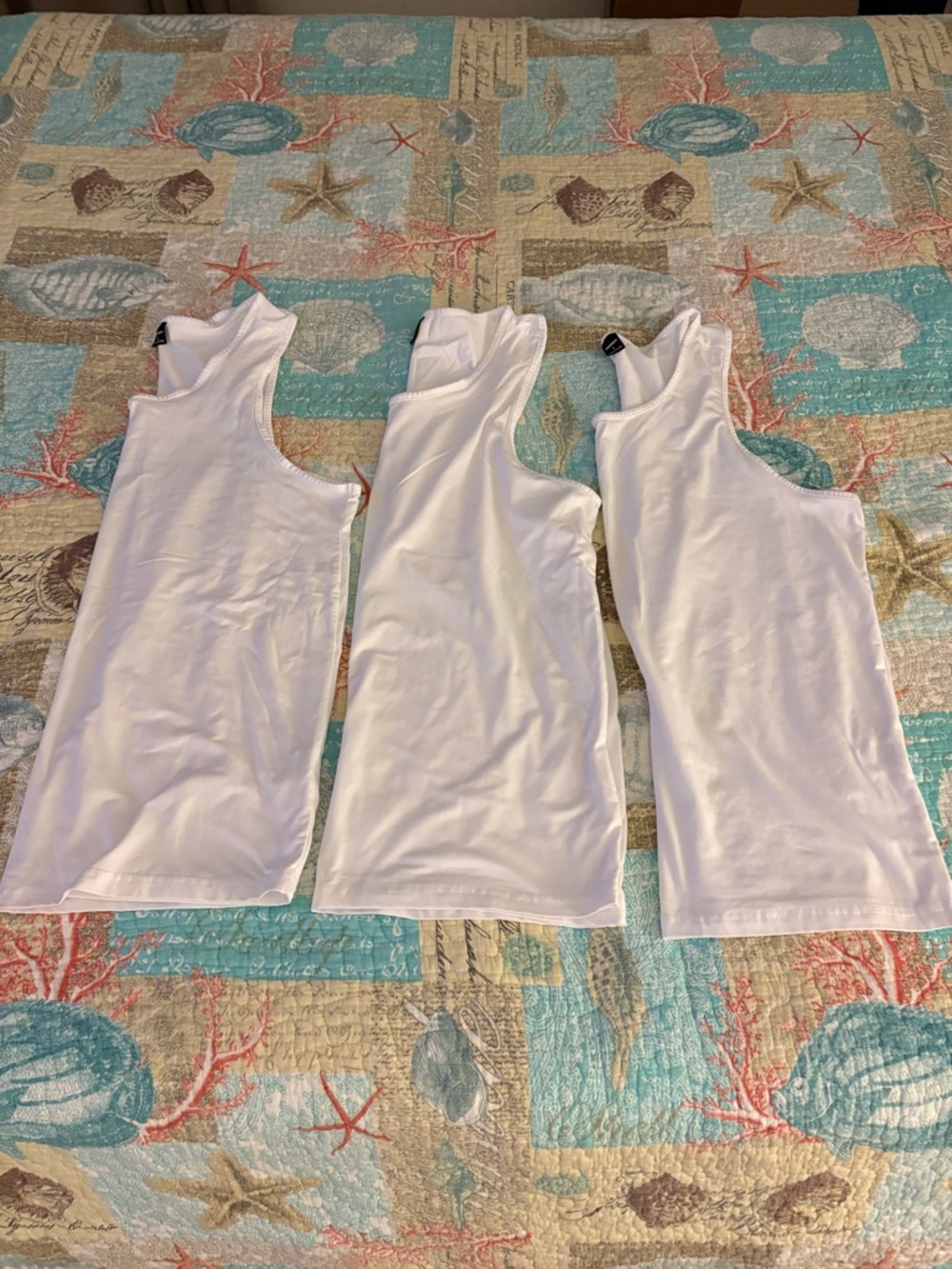Men’s White Tank Tops
